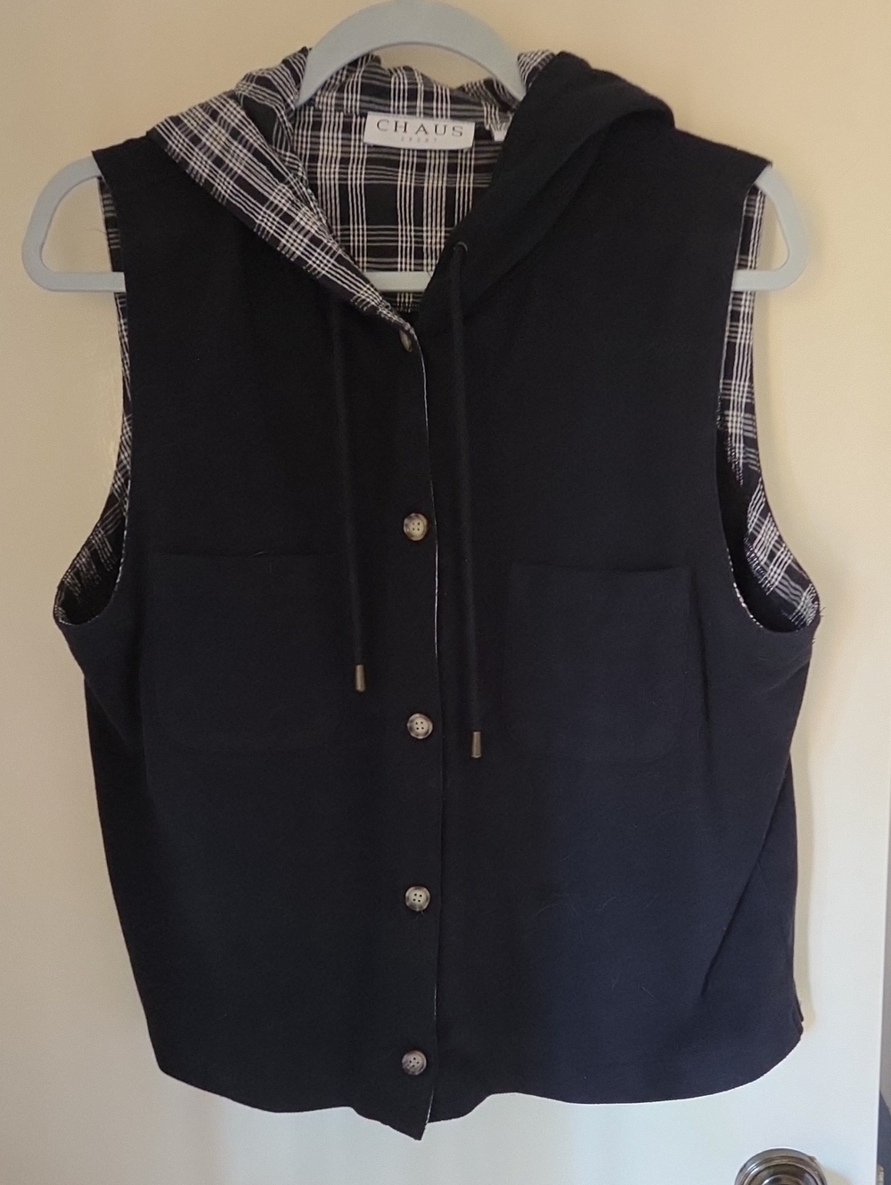 Chaus Women's Black Hooded Sleeveless Top with Plaid Lining